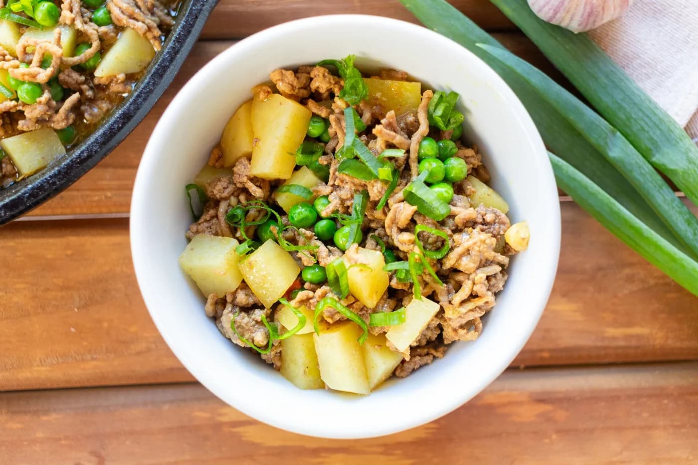 Serving inspiration for Crispy Beef Potato Cheddar Skillet