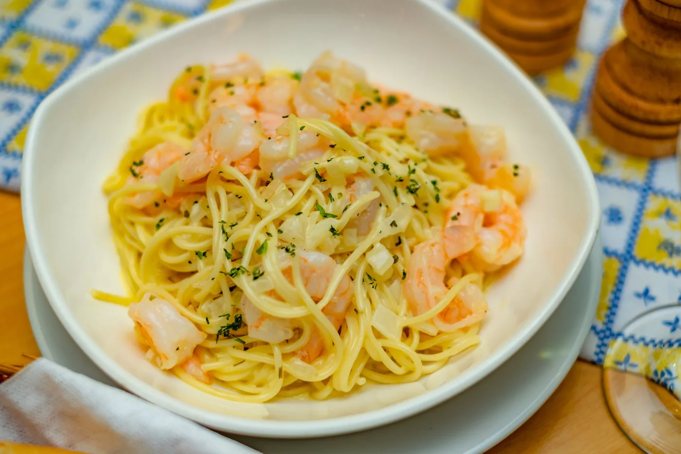 Serving inspiration for Garlic Shrimp Pantry Pasta