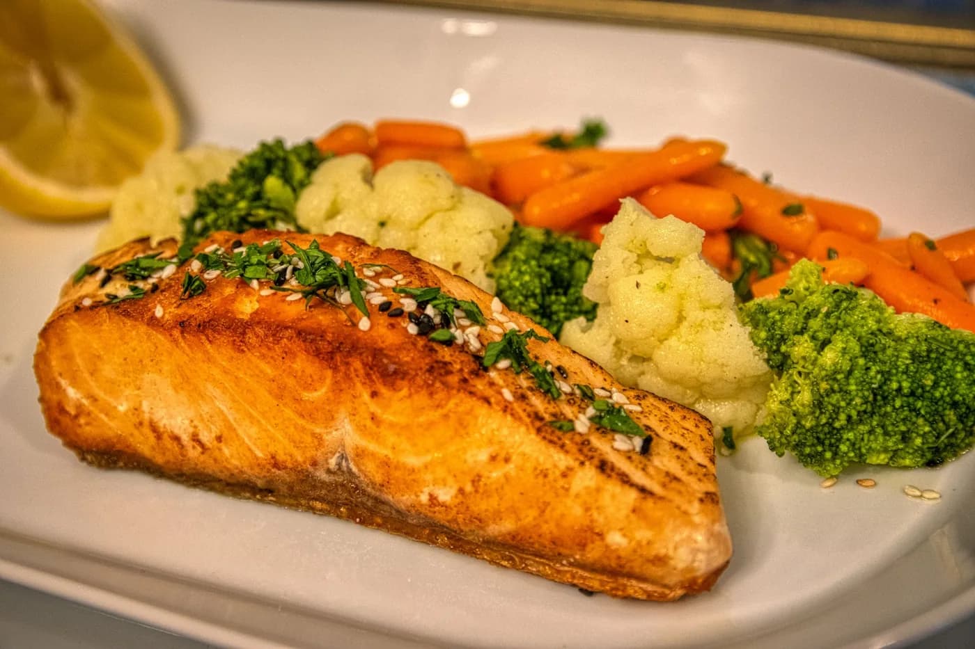 Serving inspiration for Hot Honey Salmon Sweet Potato Tray