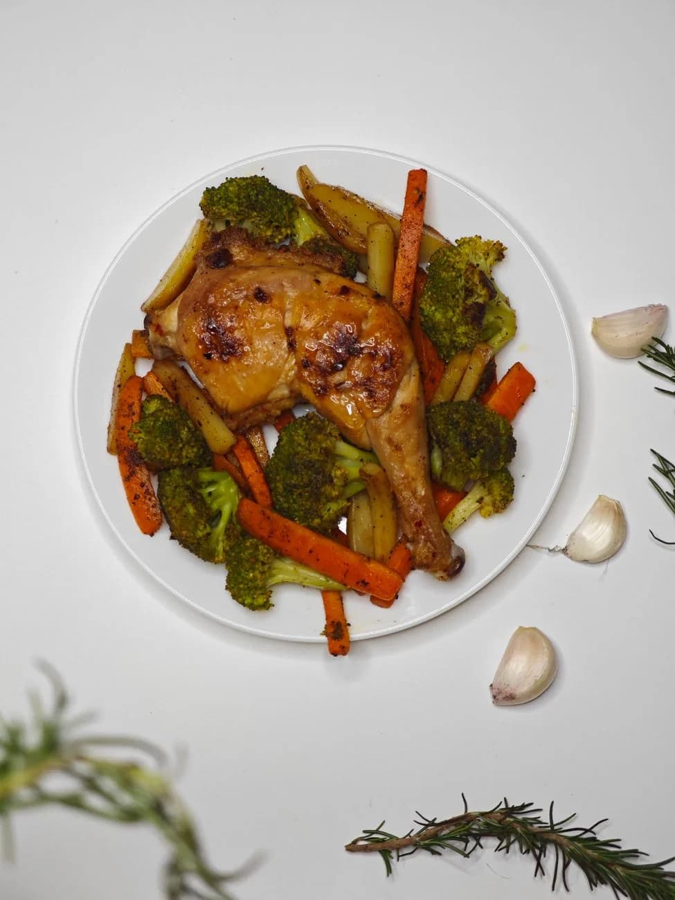 Serving inspiration for Lemon Oregano Chicken Tray Bake