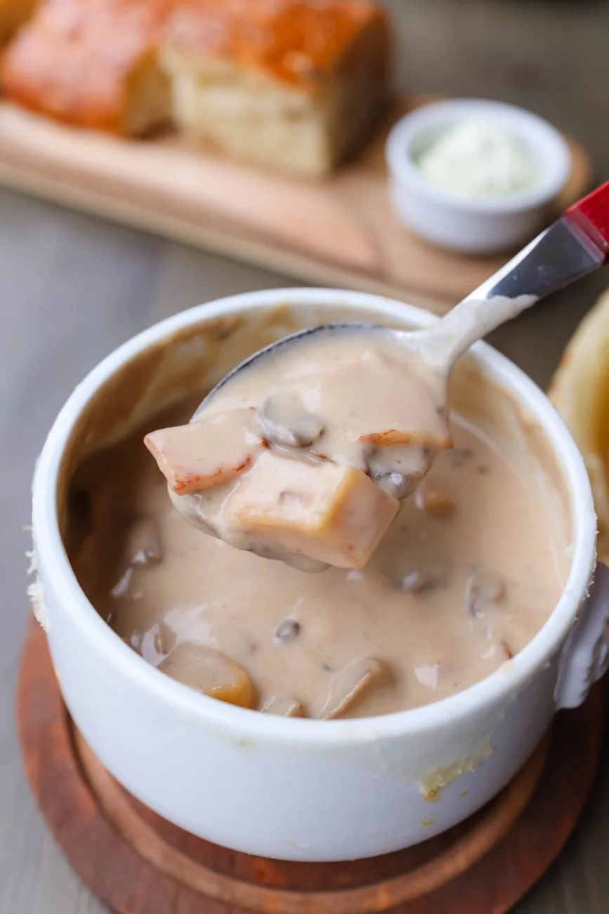 Serving inspiration for Loaded Baked Potato Soup
