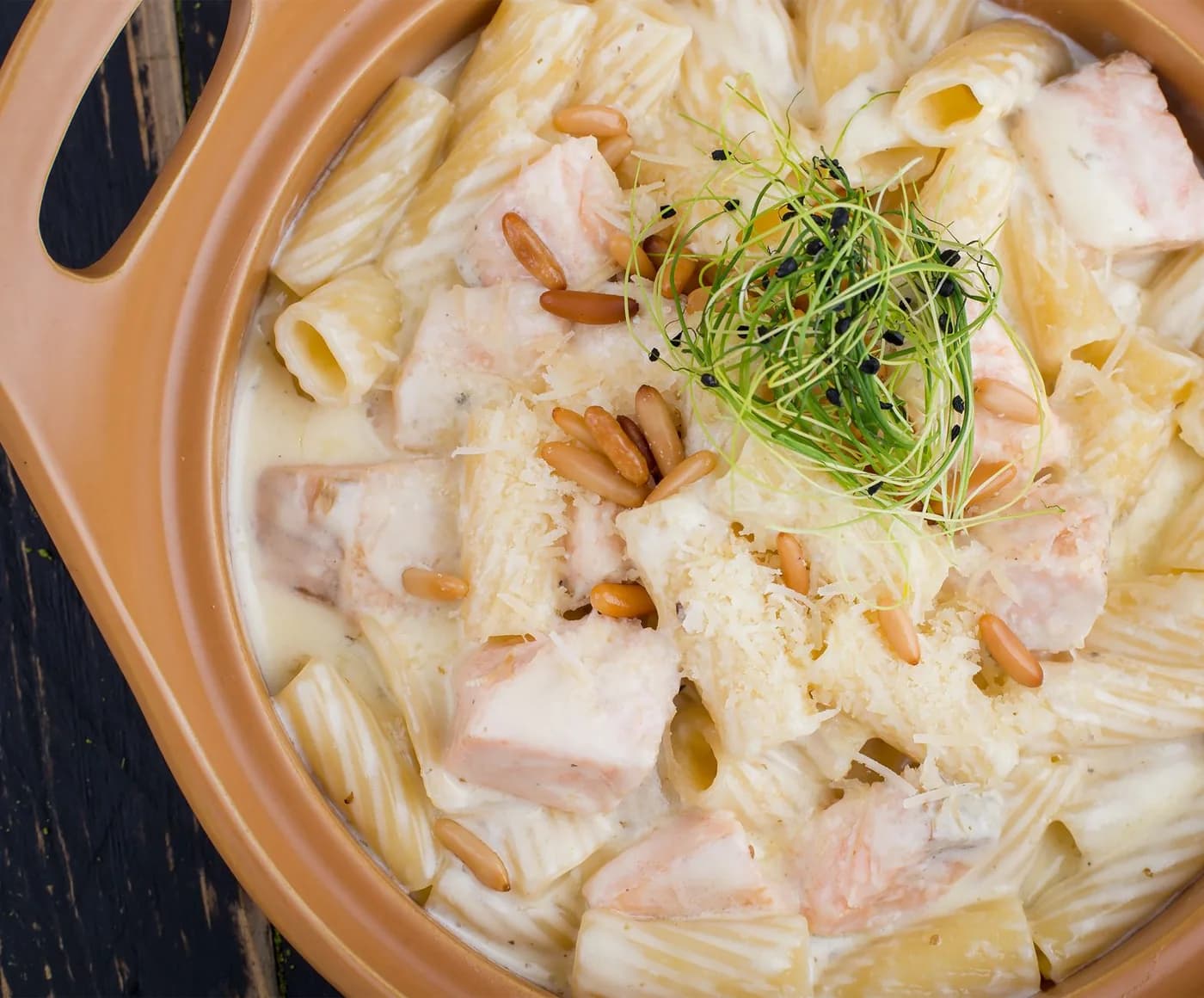 Serving inspiration for Salmon Spinach Lemon Pasta